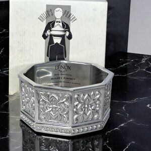 New Lenox Butler's Pantry Wine Coaster with drip stopper heavy metal octogon